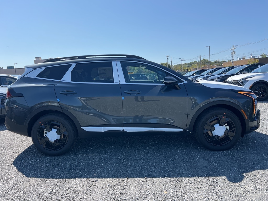 New 2026 Kia Sportage Hybrid X-Line SUV