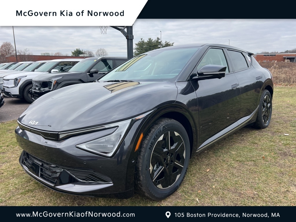 2025 Kia EV6 Wind's photo