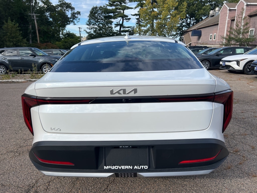 New 2025 Kia K4 EX Sedan