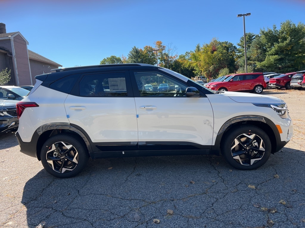 New 2026 Kia Seltos S SUV