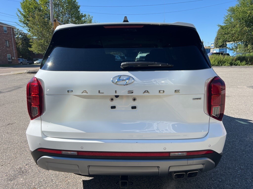 2023 Hyundai Palisade SEL photo 4