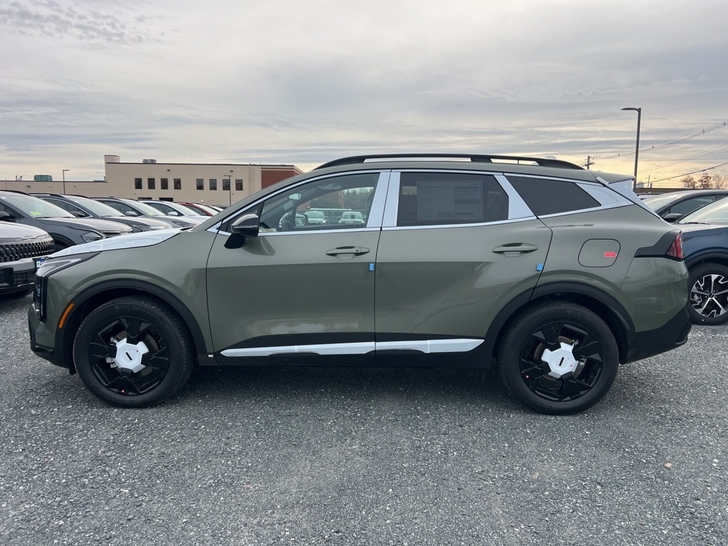 New 2026 Kia Sportage Plug-In Hybrid X-Line SUV