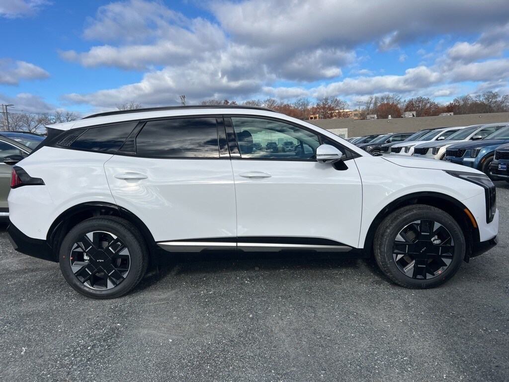 2026 Kia Sportage photo 3