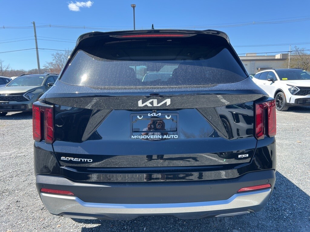 2025 Kia Sorento EX photo 3