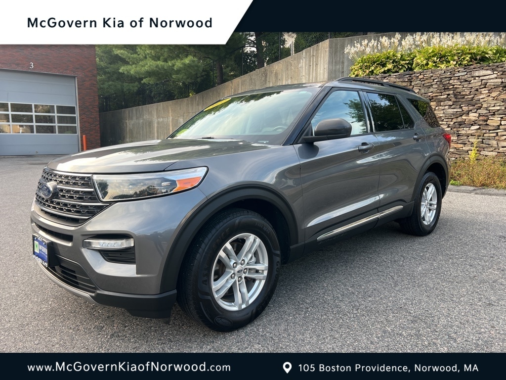 2022 Ford Explorer XLT's photo