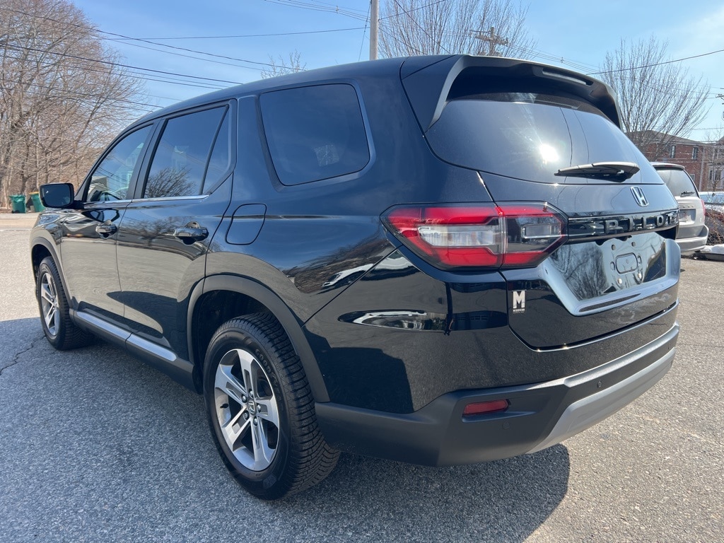 Used 2023 Honda Pilot EX-L SUV
