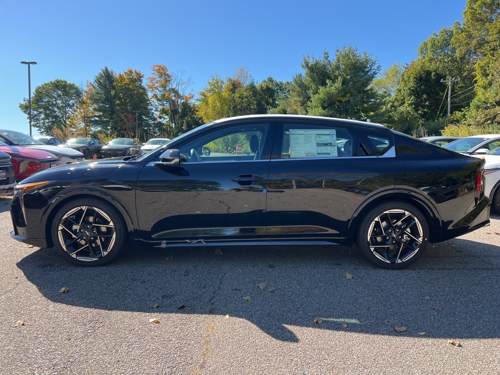 New 2025 Kia K4 GT-Line Sedan