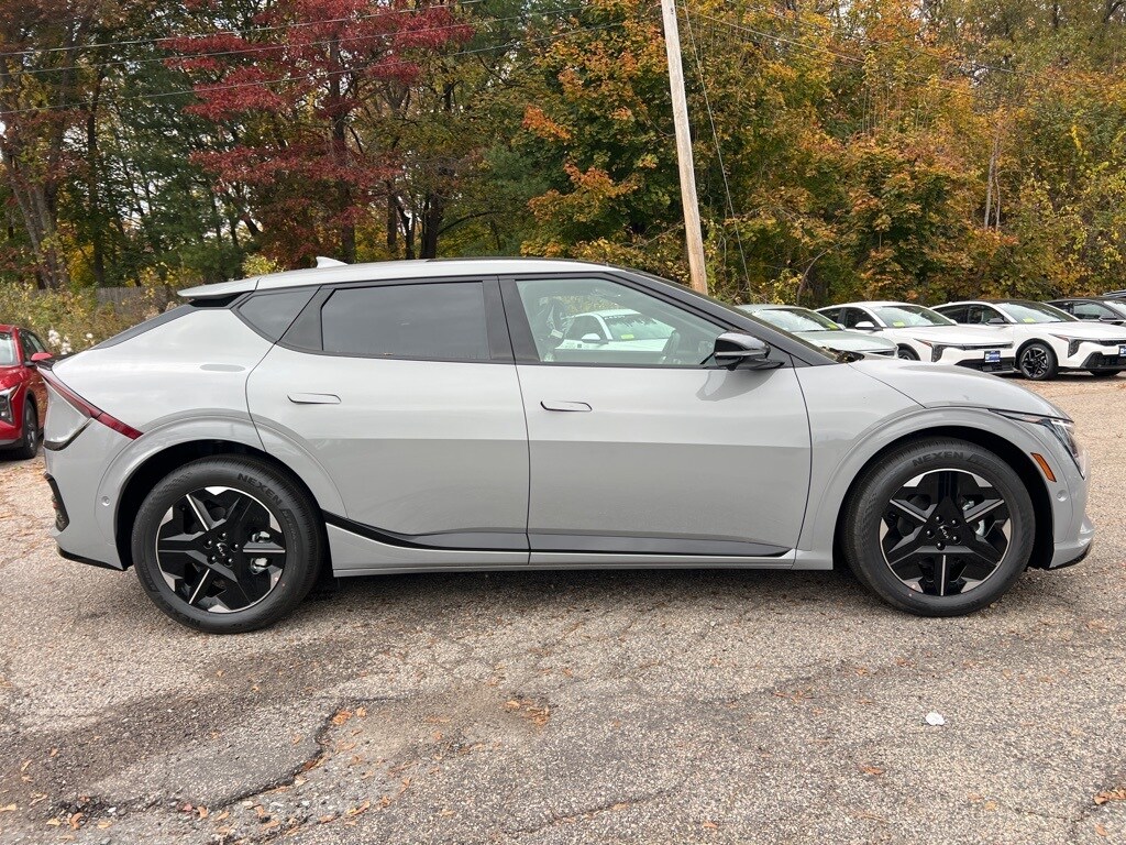 2025 Kia EV6 GT-Line photo 4