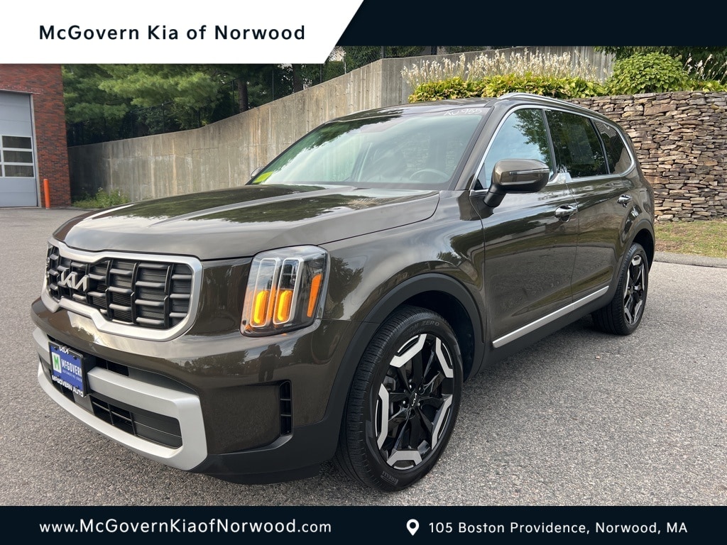 Used 2024 Kia Telluride S SUV
