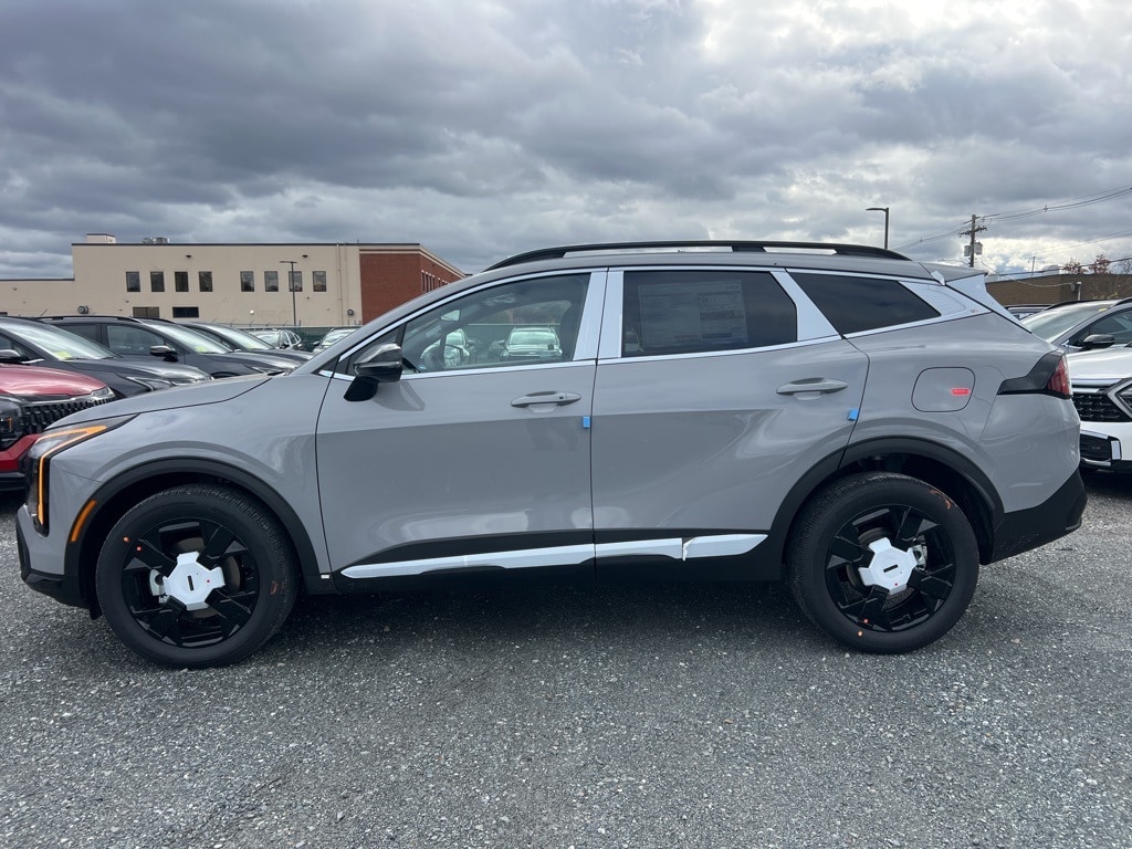 New 2026 Kia Sportage Hybrid X-Line SUV
