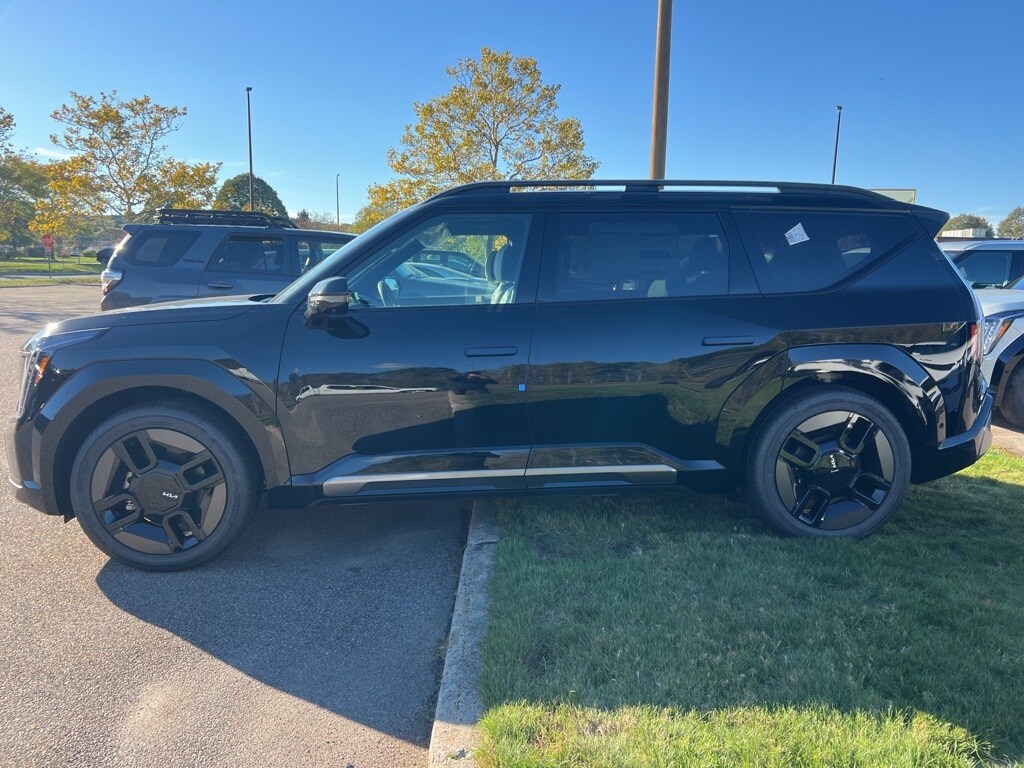 2026 Kia EV9 GT-Line photo 2