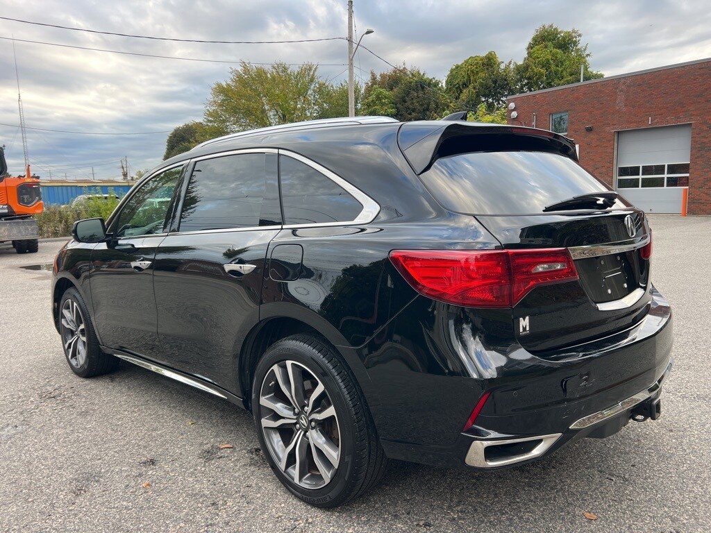 2020 Acura MDX SH-AWD Advance photo 3