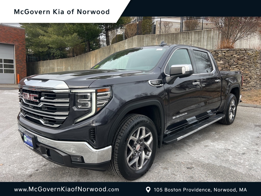 2022 GMC Sierra 1500 SLT's photo