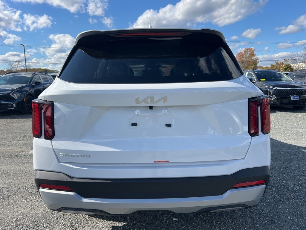 New 2026 Kia Sorento LX SUV