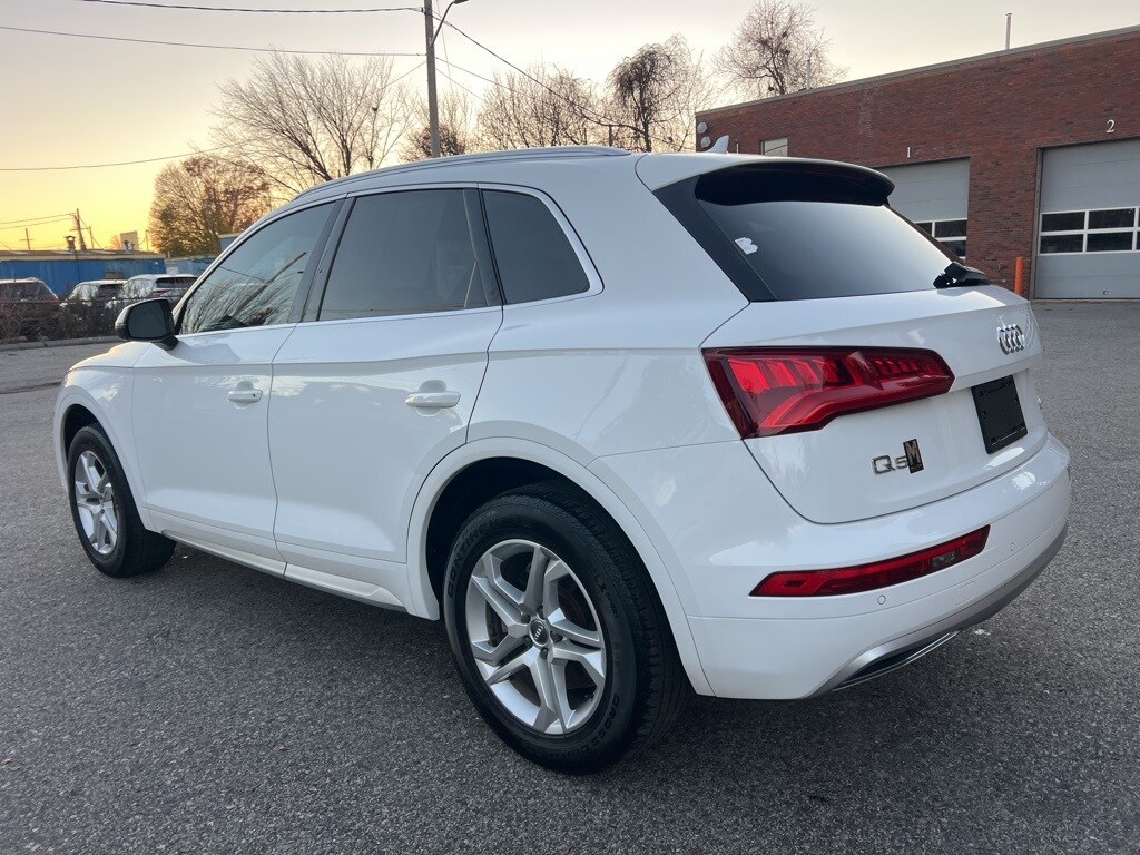 2018 Audi Q5 2.0T Premium photo 2
