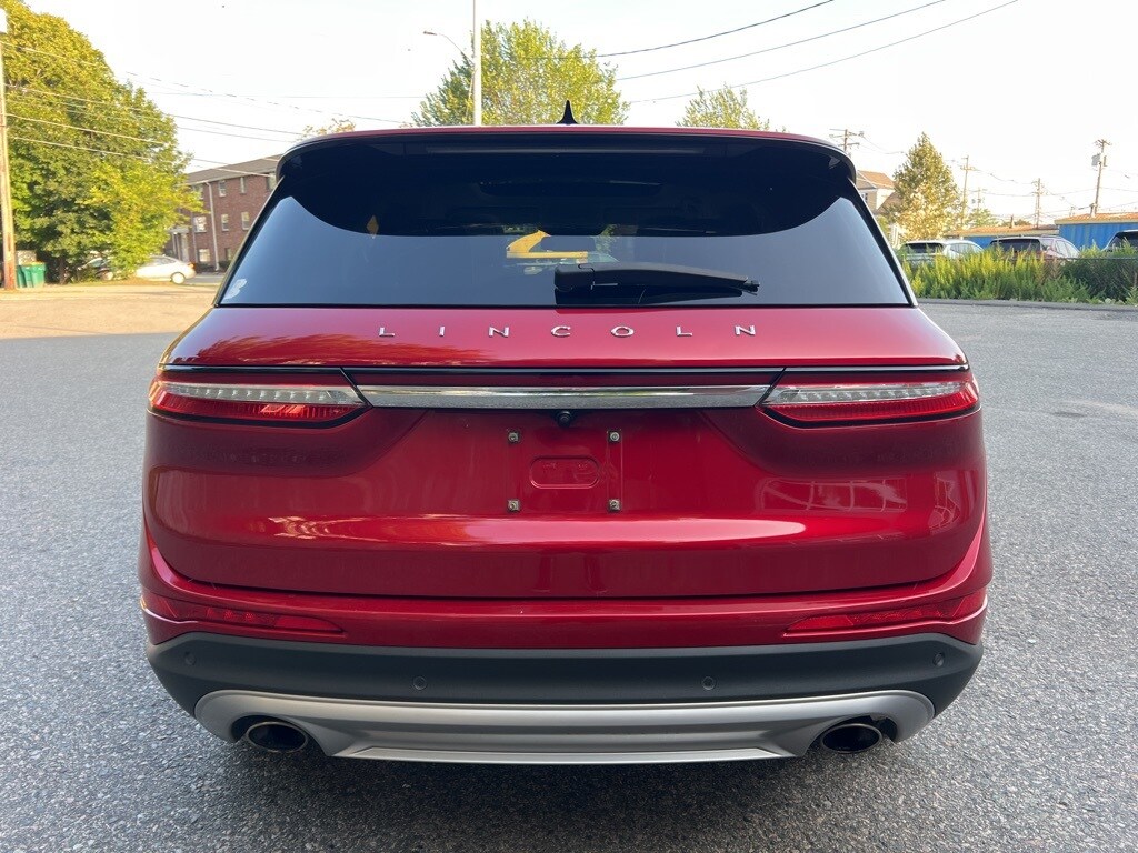 2020 Lincoln Corsair Standard photo 4
