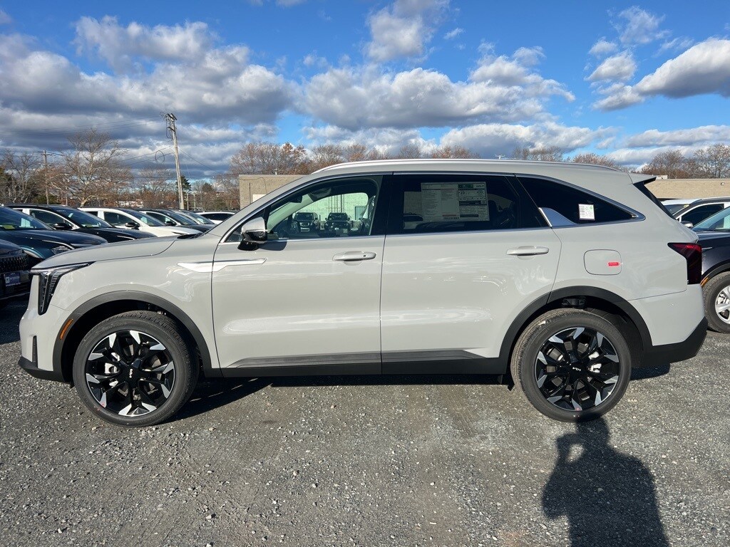 2026 Kia Sorento X-Line EX photo 2