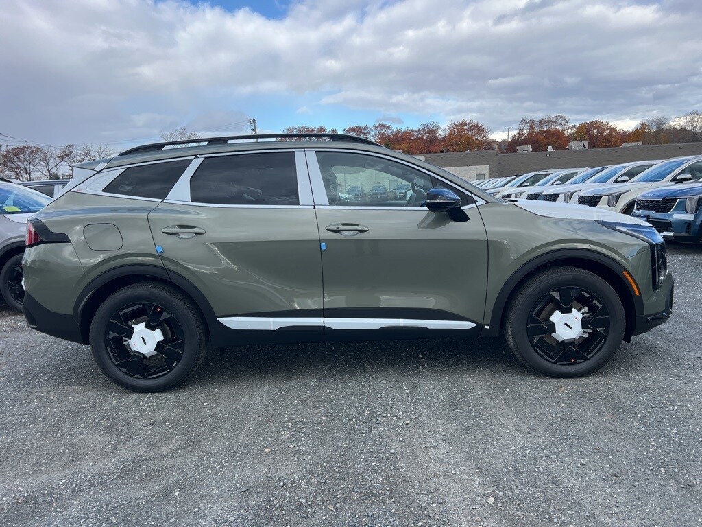 New 2026 Kia Sportage Plug-In Hybrid X-Line SUV