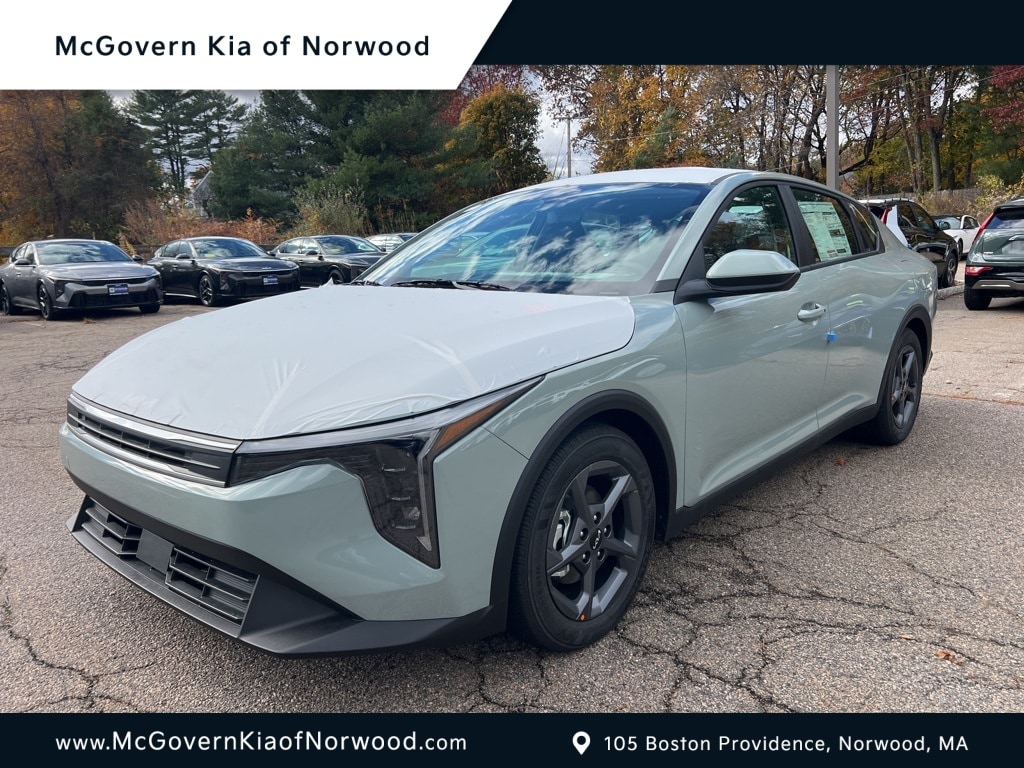 2025 Kia K4 LXS's photo