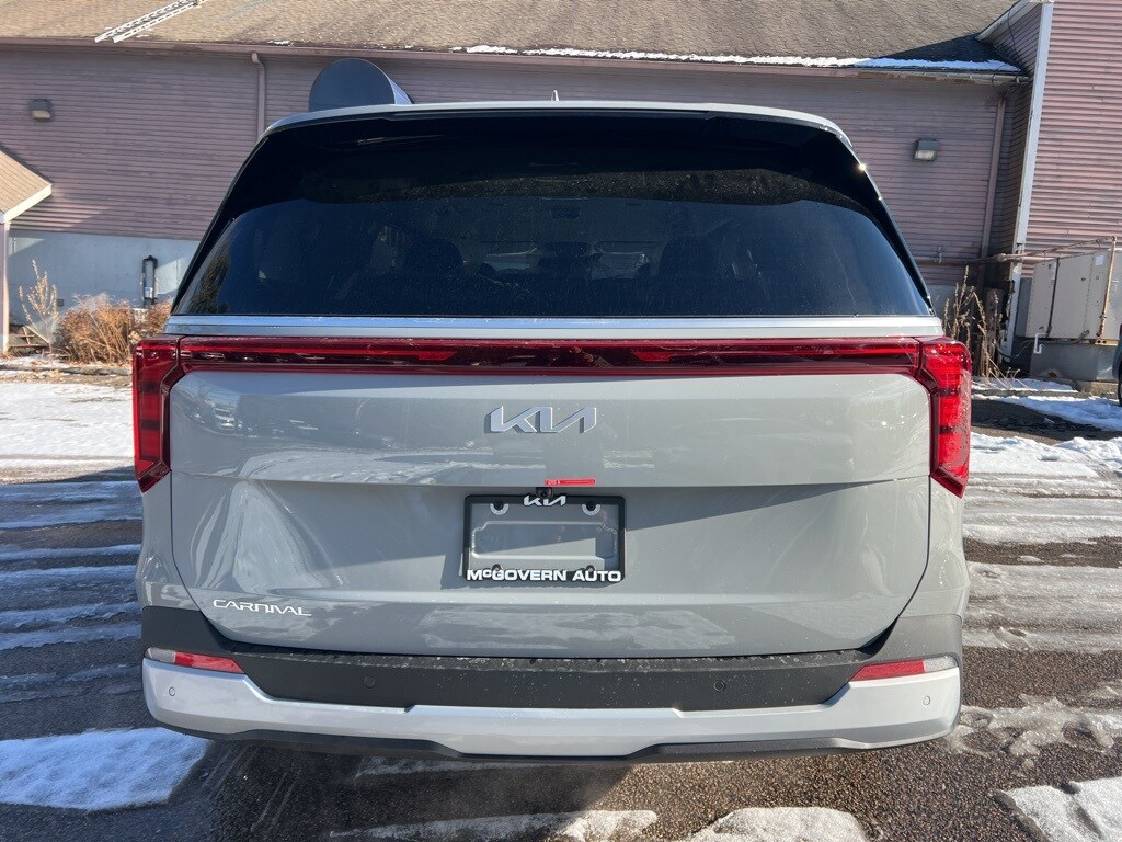New 2026 Kia Carnival EX Van Passenger Van