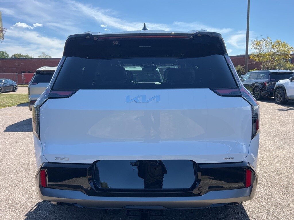 New 2026 Kia EV9 GT-Line SUV