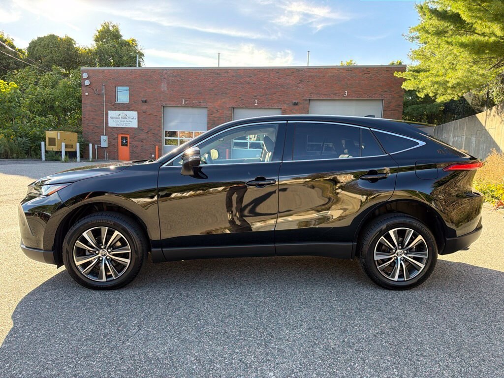 Used 2023 Toyota Venza LE SUV