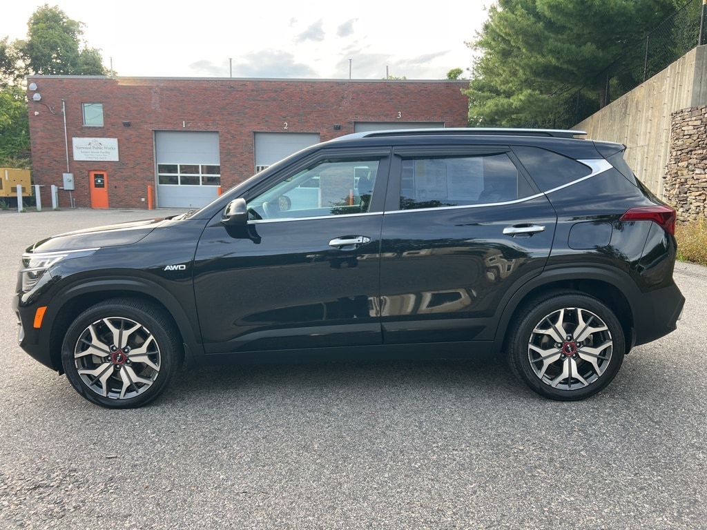 Used 2022 Kia Seltos SX SUV