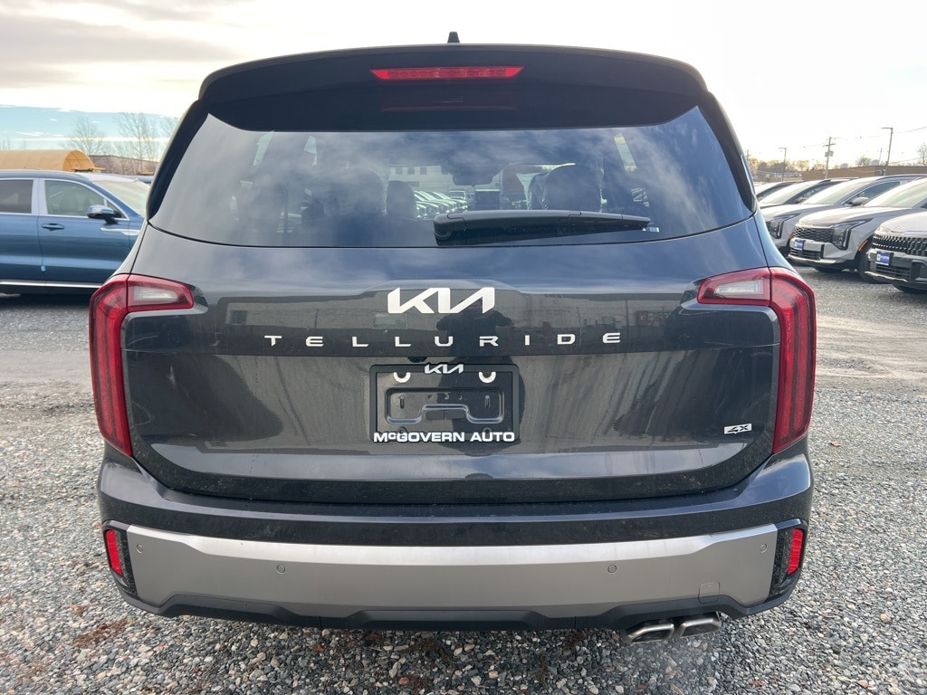 New 2025 Kia Telluride S SUV