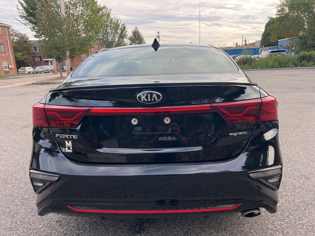2021 Kia Forte GT-Line photo 4