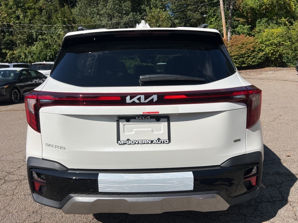 New 2026 Kia Seltos EX SUV