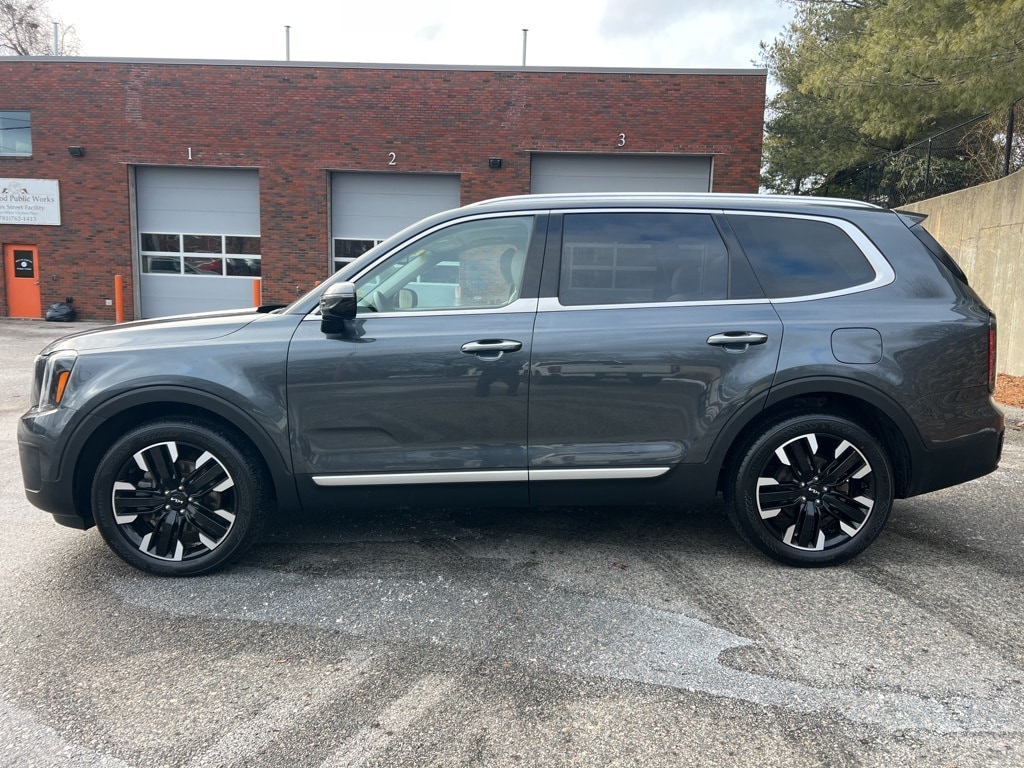 Used 2023 Kia Telluride SX SUV