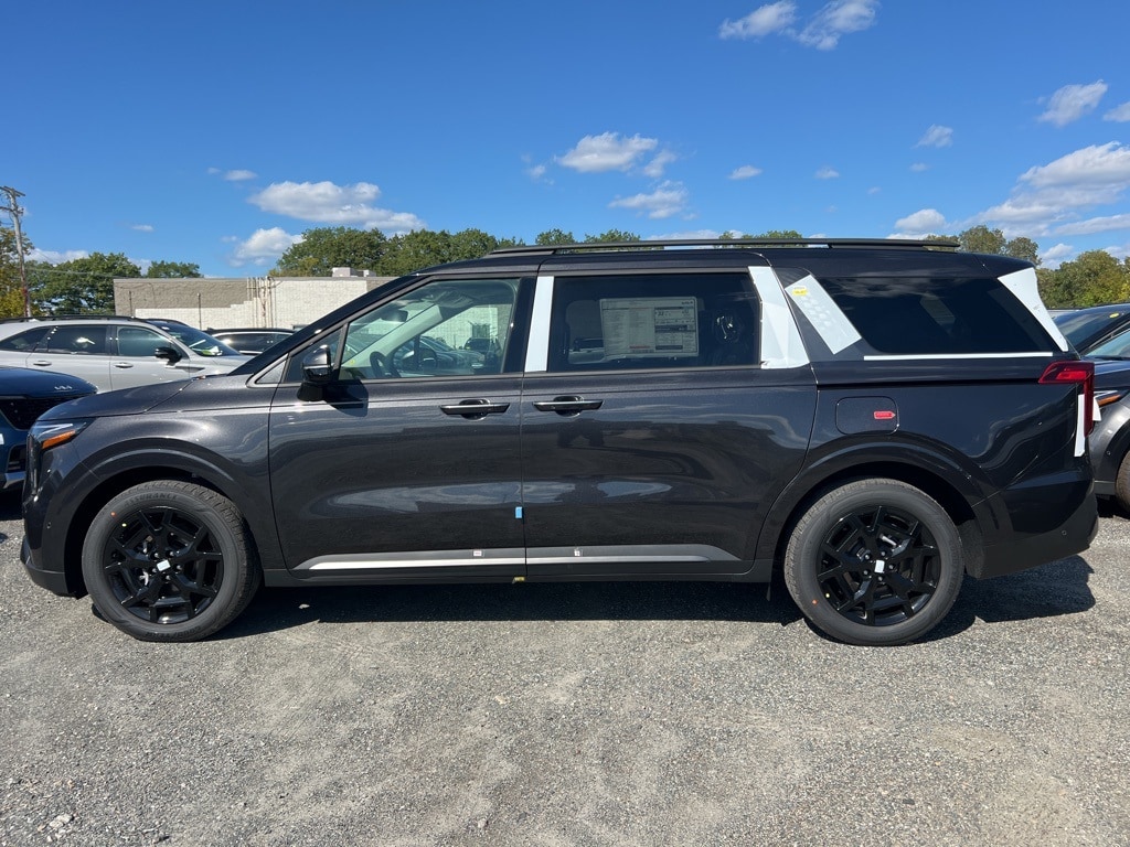 New 2026 Kia Carnival Hybrid SX Van Passenger Van