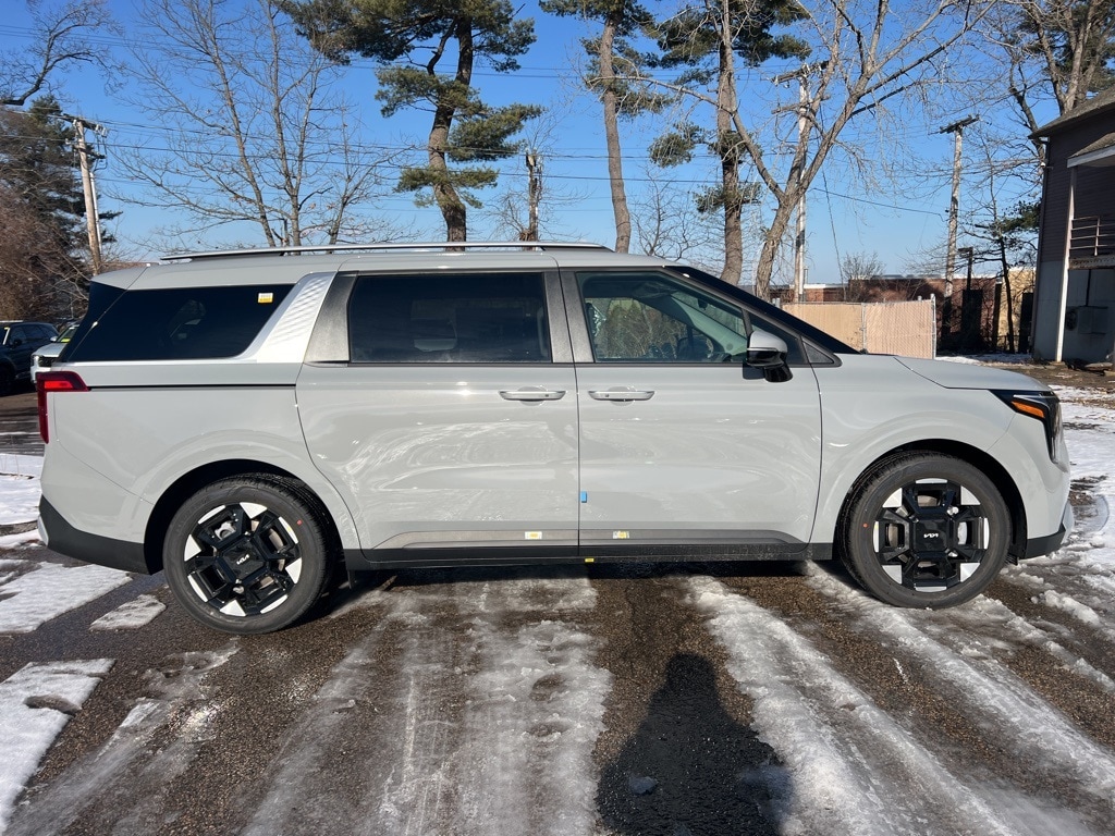 New 2026 Kia Carnival EX Van Passenger Van