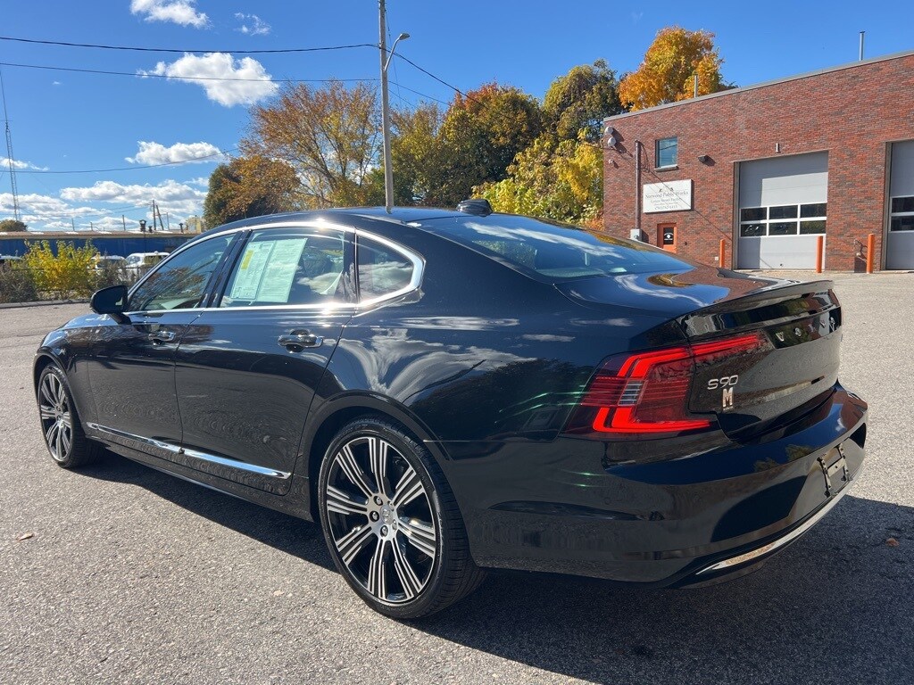 2022 Volvo S90 Inscription photo 3