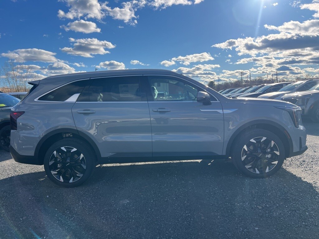2026 Kia Sorento X-Line EX photo 4