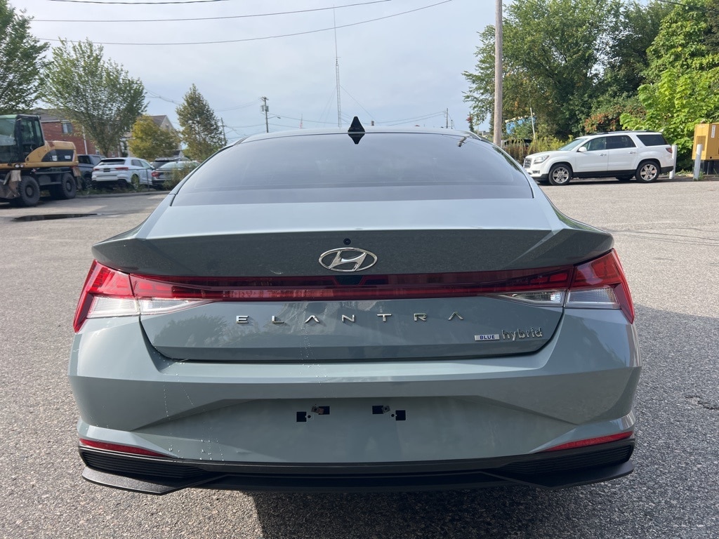 Used 2023 Hyundai Elantra HEV Blue Sedan