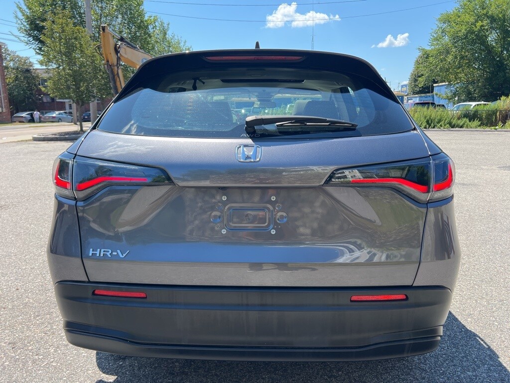 2023 Honda HR-V LX photo 3
