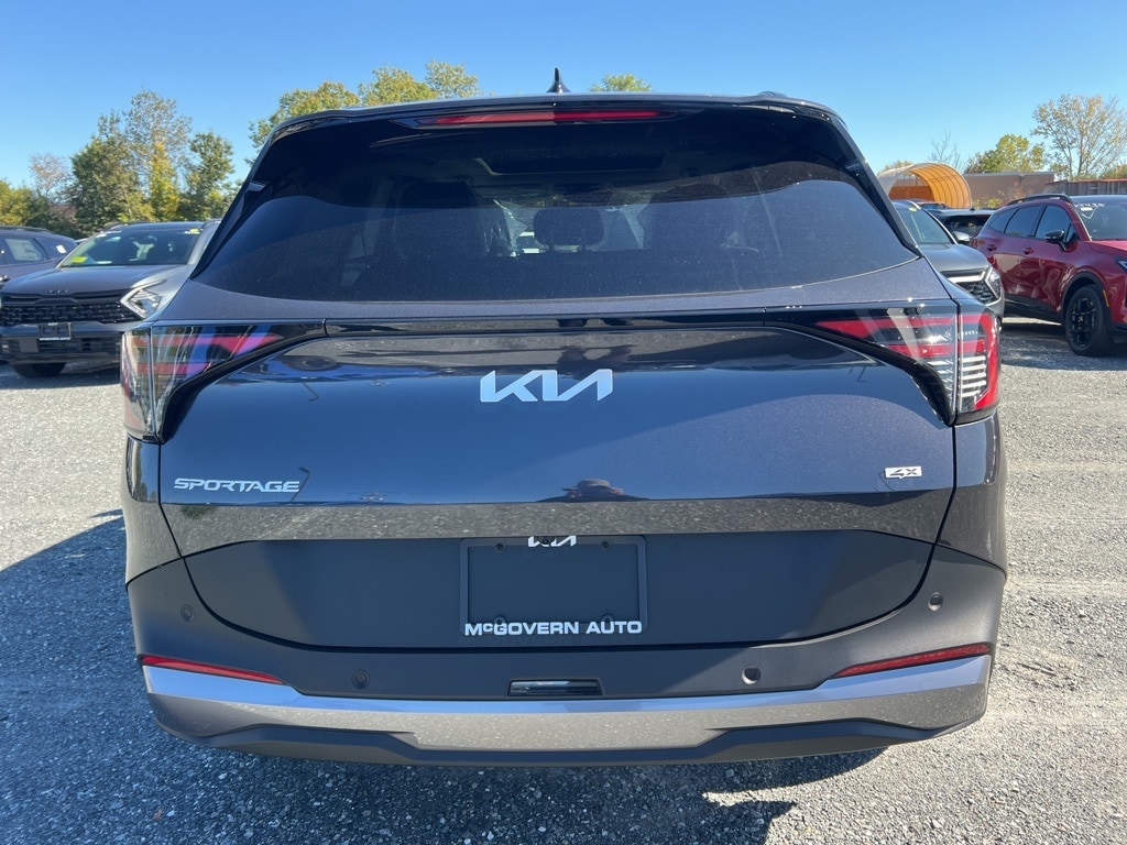 New 2026 Kia Sportage EX SUV