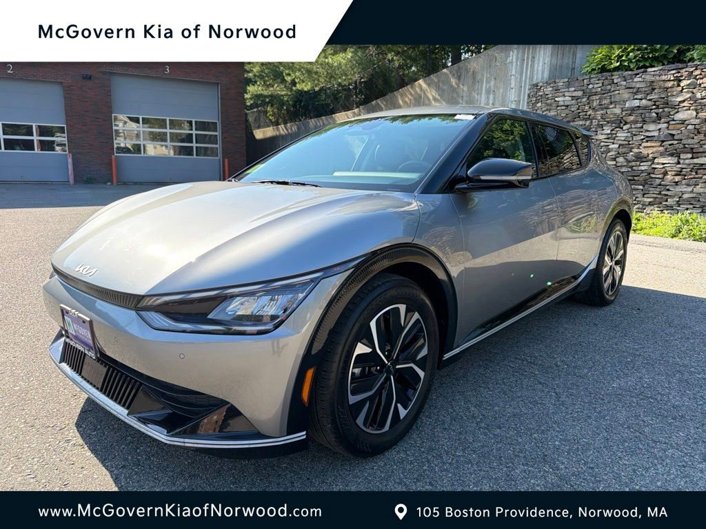 2023 Kia EV6 Wind AWD's photo