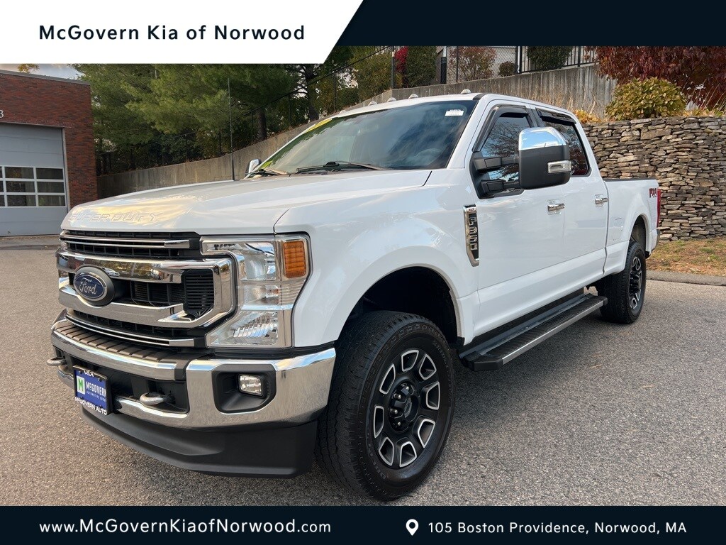 2022 Ford F-350 Super Duty XLT's photo