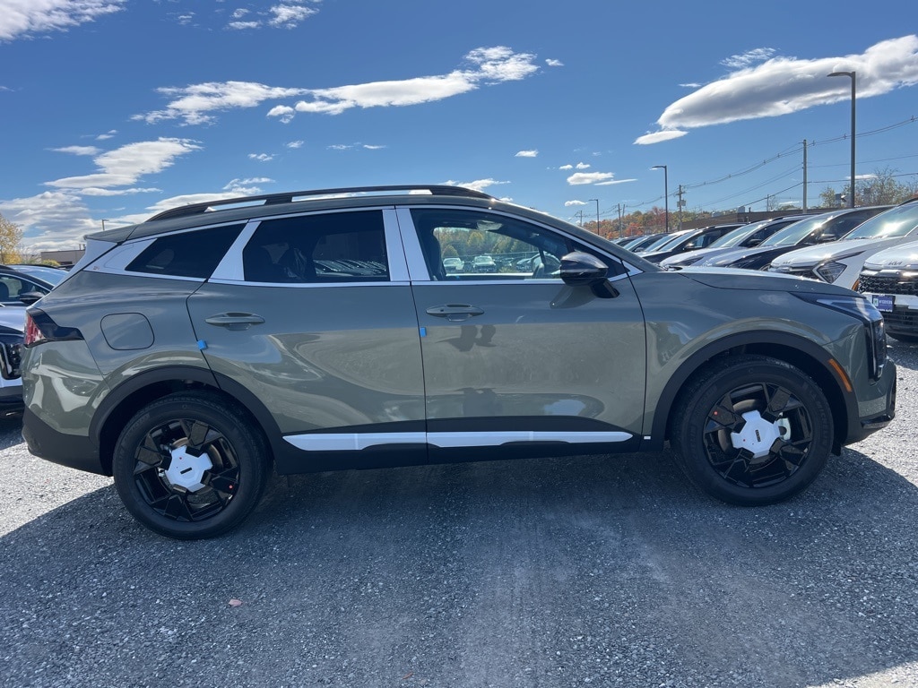 New 2026 Kia Sportage Plug-In Hybrid X-Line SUV
