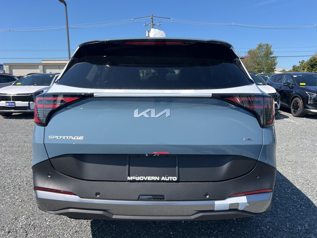 New 2026 Kia Sportage Hybrid EX SUV
