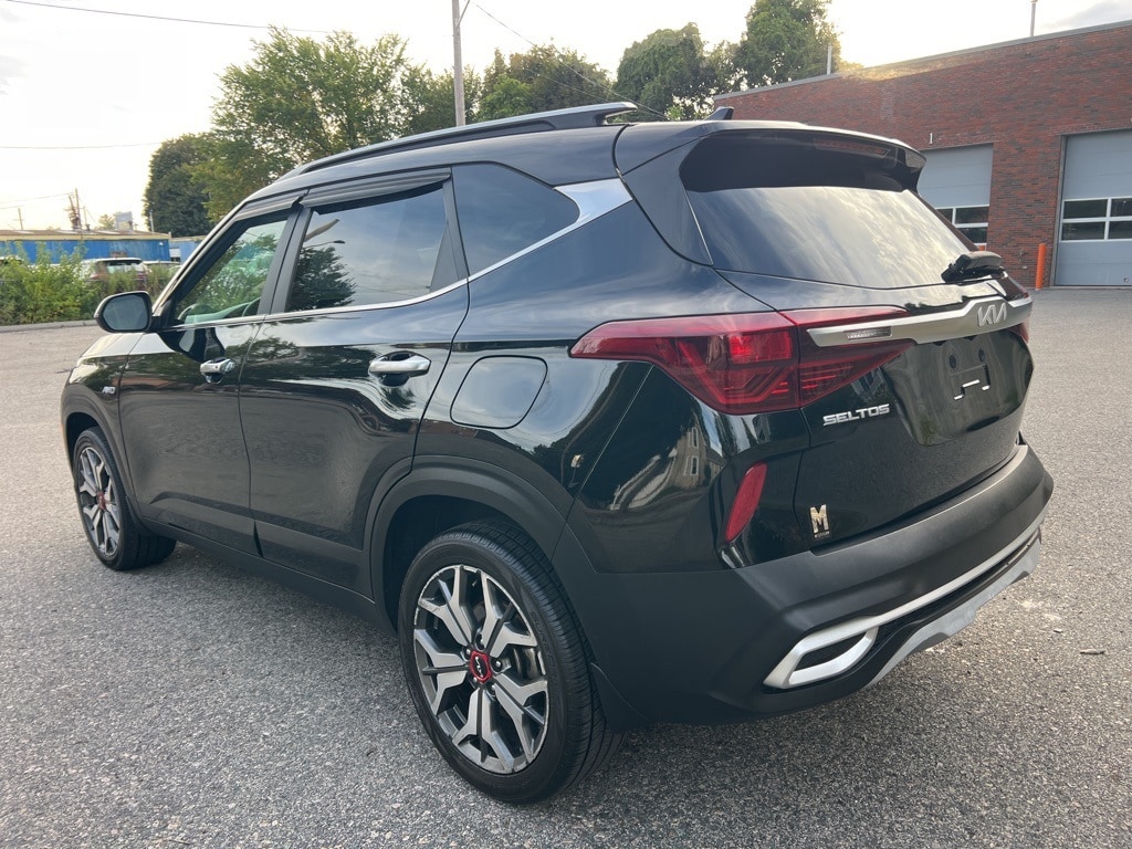 Used 2022 Kia Seltos SX SUV