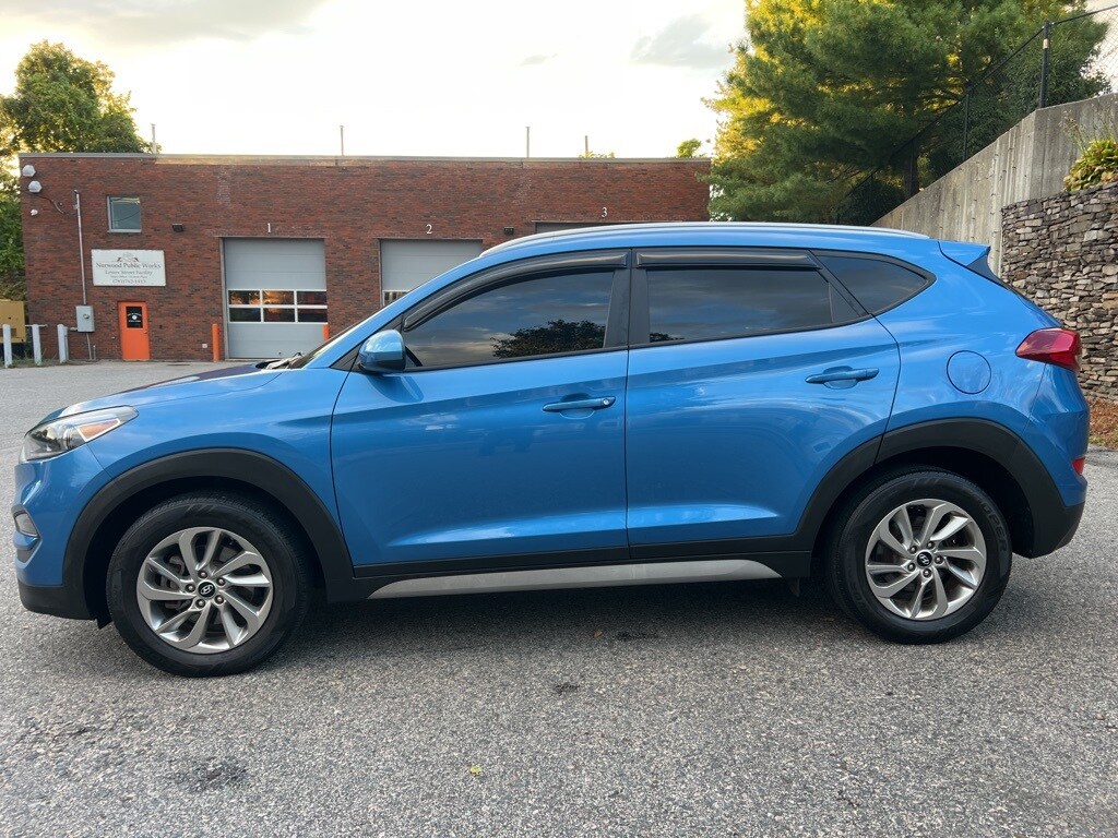 2018 Hyundai Tucson SEL photo 2