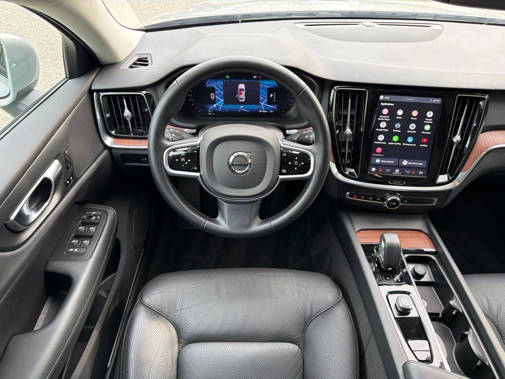 2025 Volvo V60 Cross Country Plus - Photo 28