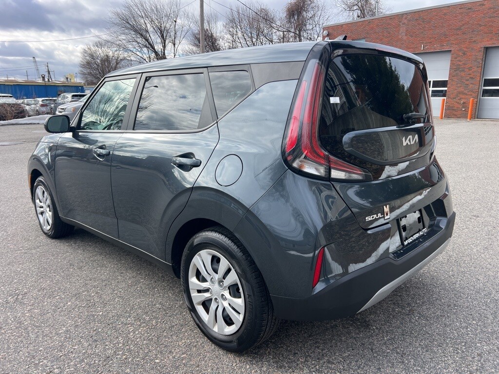 Used 2023 Kia Soul LX Hatchback