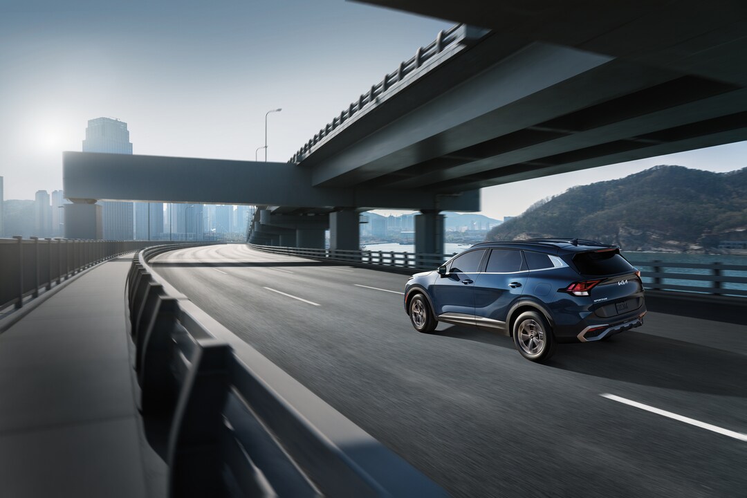 Kia Sportage Plug-In Hybrid on the highway