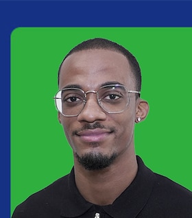 Staff member Hans Chavenet from e228b5ee6732