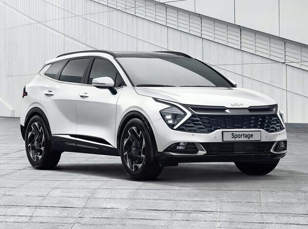 White Kia Sportage Hybrid