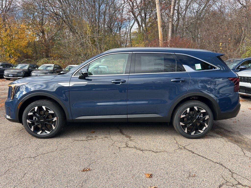 2026 Kia Sorento X-Line EX photo 2